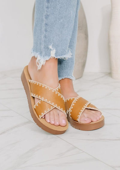 VERA HIGH QUALITY FASHION SANDAL - FLATS