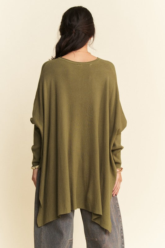 Davi & Dani High-Low Side Slit Batwing Sleeve Top