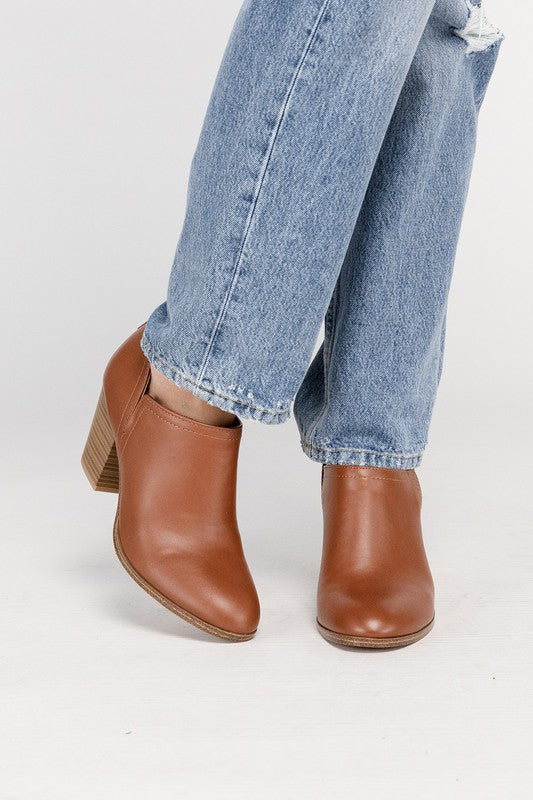 GAMEY Ankle Booties